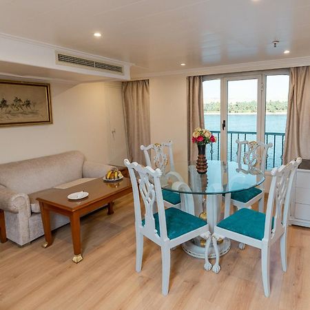Hotel Nile Quest Cruise - 4 Or 7 Nights From Luxor Each Saturday And 3 Or 7 Nights From Aswan Each Wednesday Extérieur photo
